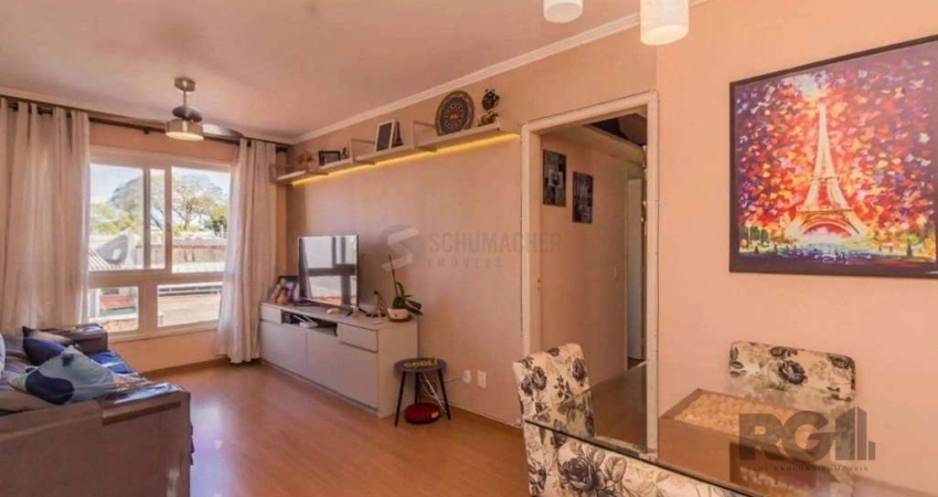 Apartamento com 02 quartos com 01 vaga de garagem coberta e escriturada.