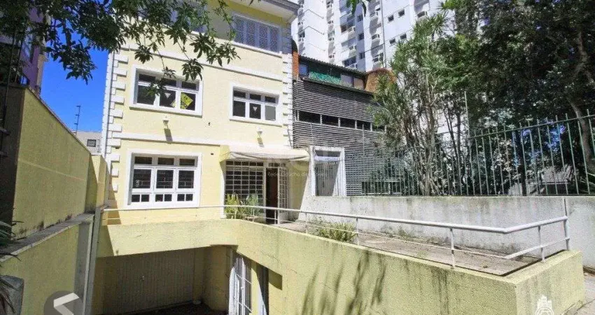 Casa para venda - 258m², 3 dormitórios, sendo 1 suites, 3 vagas - rio branco
