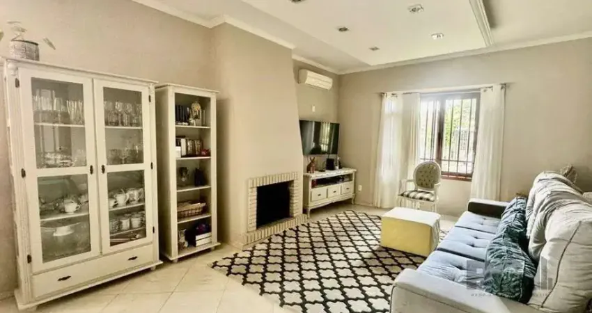 Casa com 3 quartos à venda na Rua Balthazar Hahn, 136, Ipanema, Porto Alegre