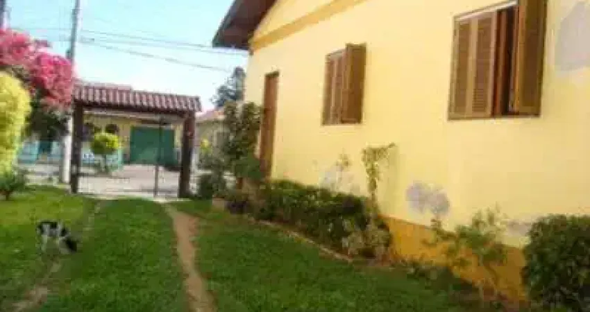Casa para venda - 200m², 3 dormitórios, sendo 1 suites, 14 vagas - cavalhada