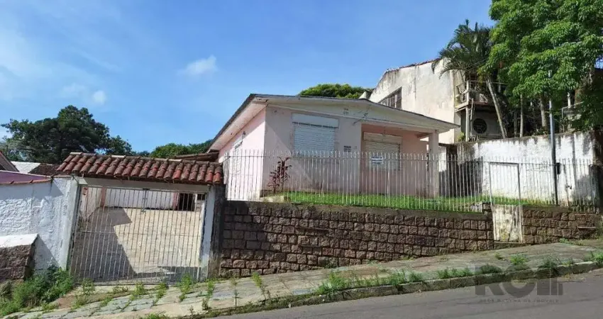 Terreno com casa com 3 quartos, vaga de garagem, no bairro ipanema, porto alegre/rs