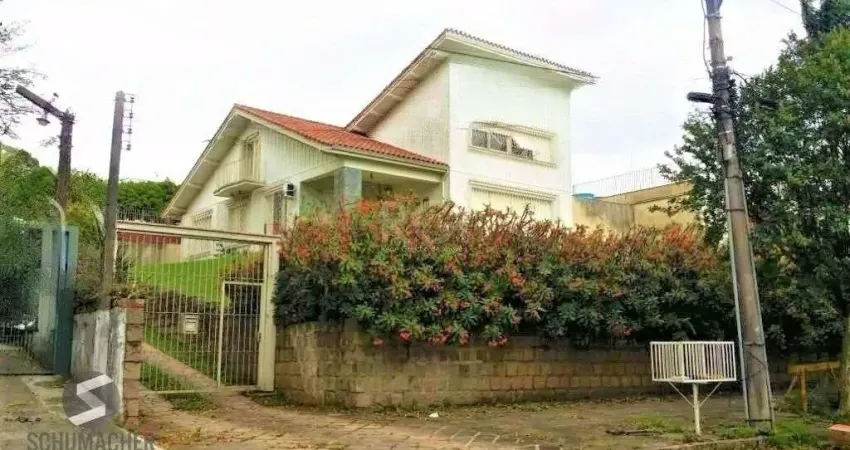 Casa com 3 quartos à venda na Rua Felipe Becker, 227, Três Figueiras, Porto Alegre