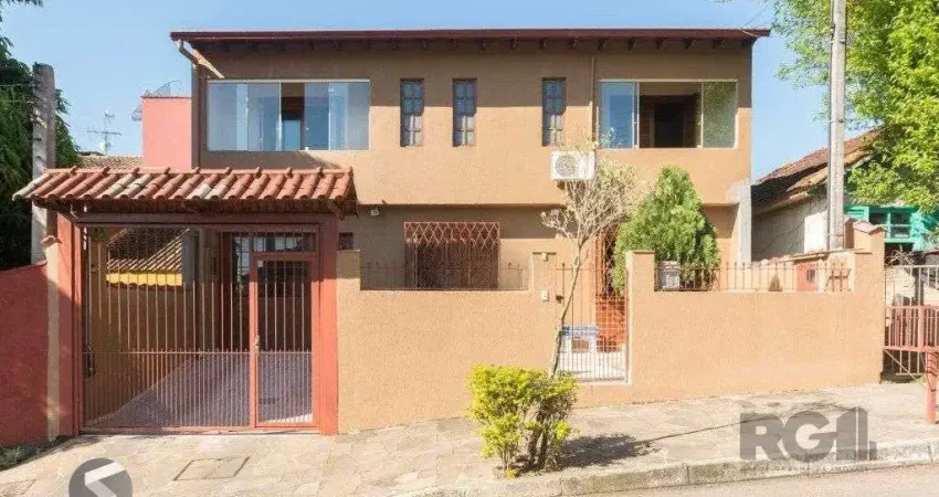 Casa com 4 quartos à venda na Rua Adroaldo Novo Correa, 194, Cavalhada, Porto Alegre