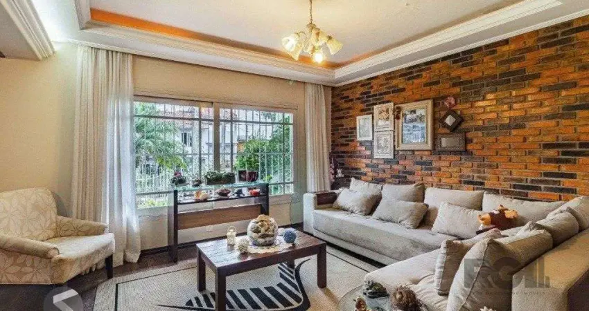 Casa com 3 quartos à venda na Rua dos Guananas, 421, Espírito Santo, Porto Alegre