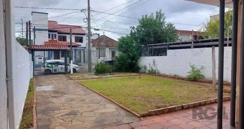 Casa com 2 quartos à venda na Rua Rezende Costa, 311, Sarandi, Porto Alegre
