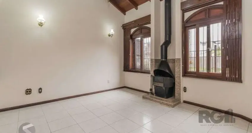 Casa com 287m², 5 dormitórios, piscina, 4 vagas no bairro jardim itu