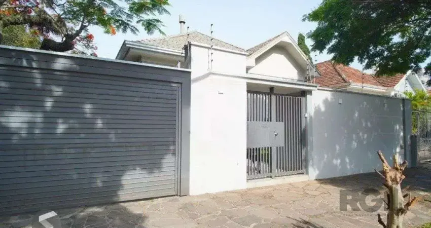 Casa com 3 quartos à venda na Rua Onze de Agosto, 192, São João, Porto Alegre