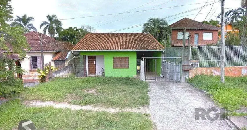 Casa com 161,25m², 3 dormitórios, 4 vagas no bairro belém novo