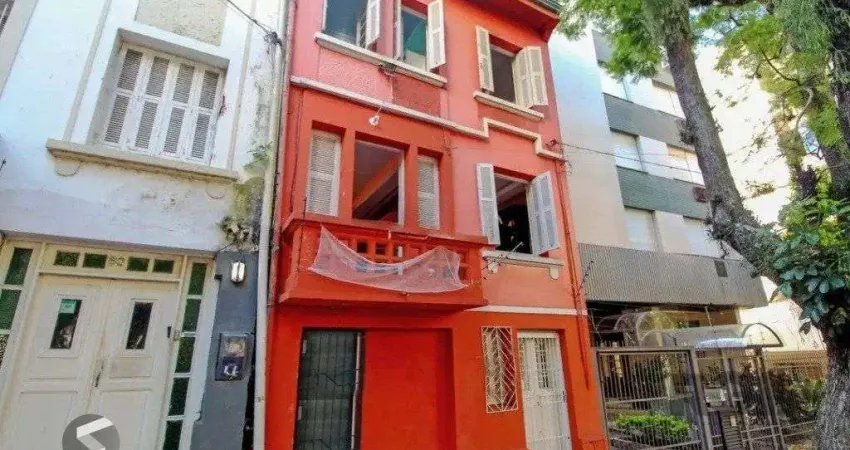 Casa com 4 quartos à venda na Rua Felipe Camarão, 133, Rio Branco, Porto Alegre