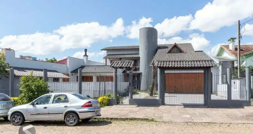 Casa para venda - 451.63m², 5 dormitórios, sendo 1 suites, 4 vagas - cristal