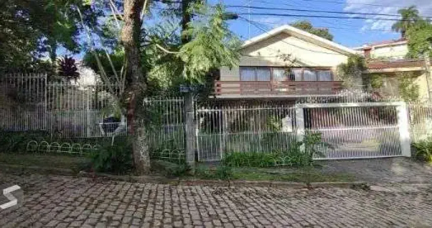 Casa em porto alegre, no bairro jardim isabel, com 5 dormitório(s), e 5 banheiros, à venda.
