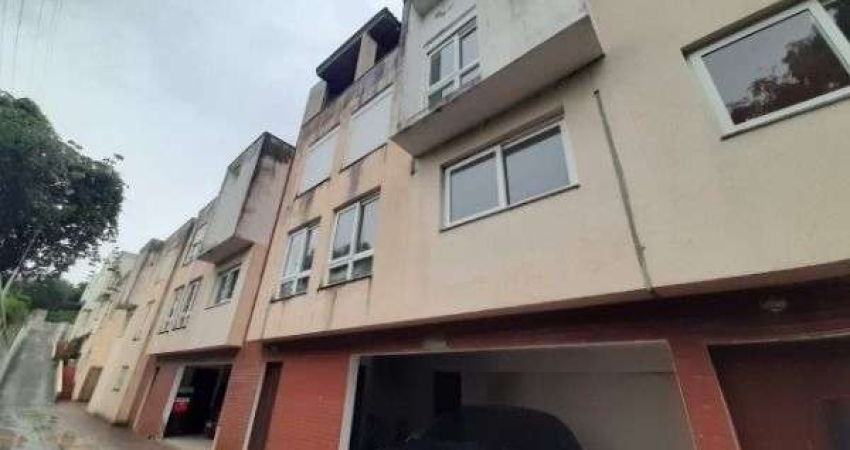 Casa Condominio em Porto Alegre, no bairro Ipanema, com 3 dormitório(s), e 3 banheiros, à venda.