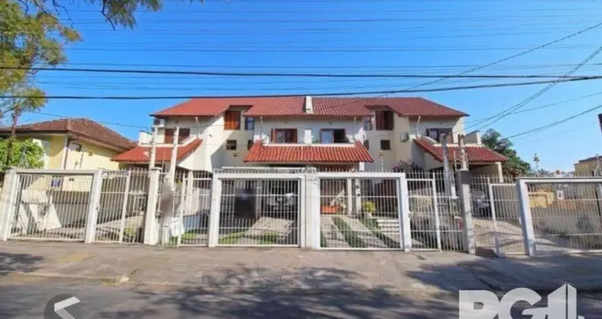 Casa com 3 quartos à venda na Rua Coronel João Pacheco de Freitas, 234, Jardim Planalto, Porto Alegre