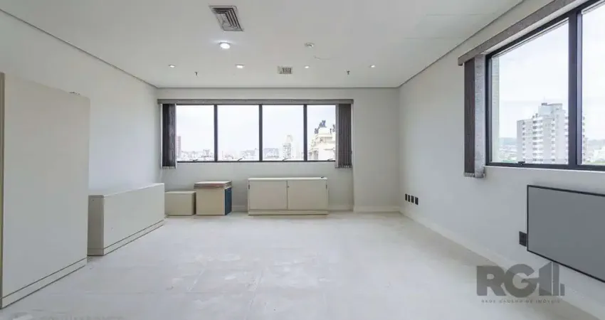 Sala comercial e uma vaga de garagem no bairro Menino Deus em Porto Alegre
