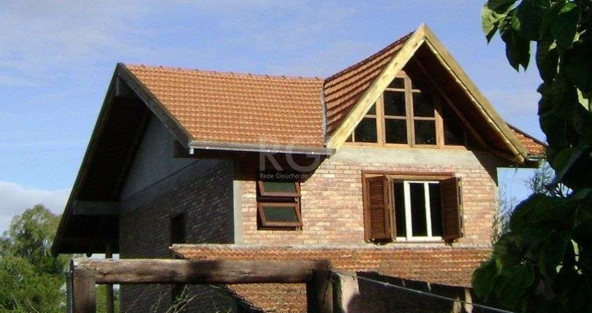 Casa para Venda - 130m², 3 dormitórios, sendo 1 suites, 3 vagas - Hípica