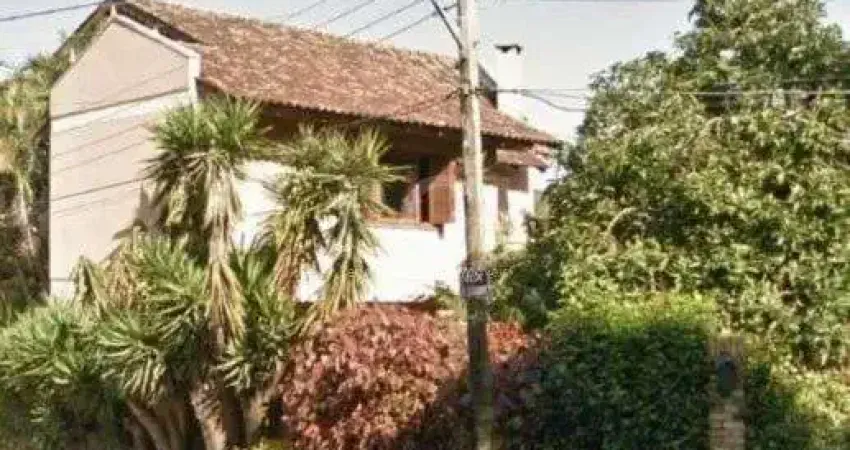 Casa para venda - 350m², 3 dormitórios, sendo 1 suites, 6 vagas - tristeza