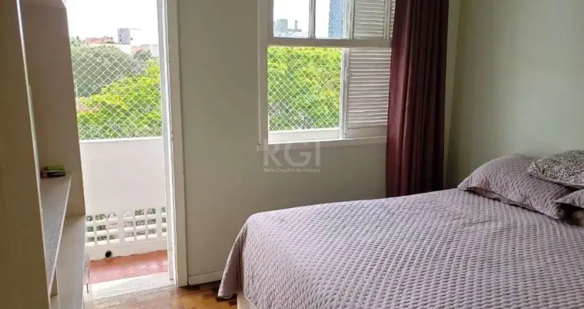 Apartamento à vendaa reformado, 2 quartos - Bairro São Geraldo