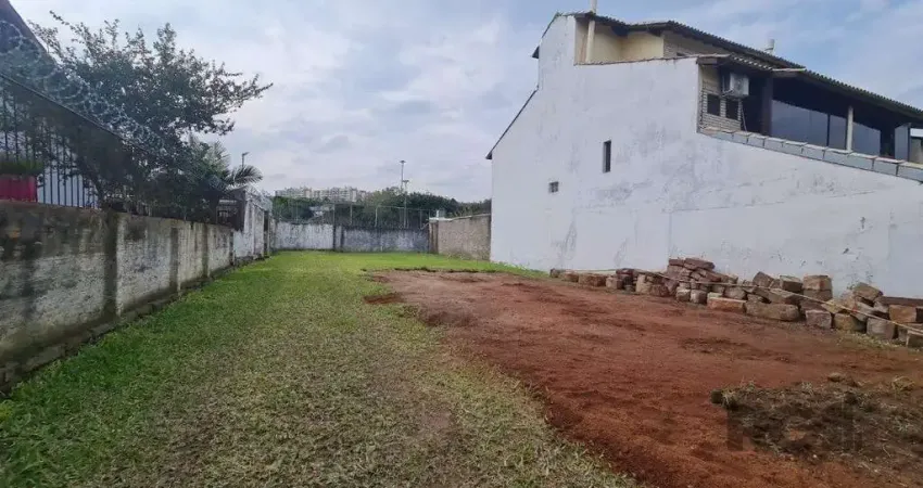 Terreno à venda na Rua Doutor Egydio Michaelsen, 102, Cavalhada, Porto Alegre