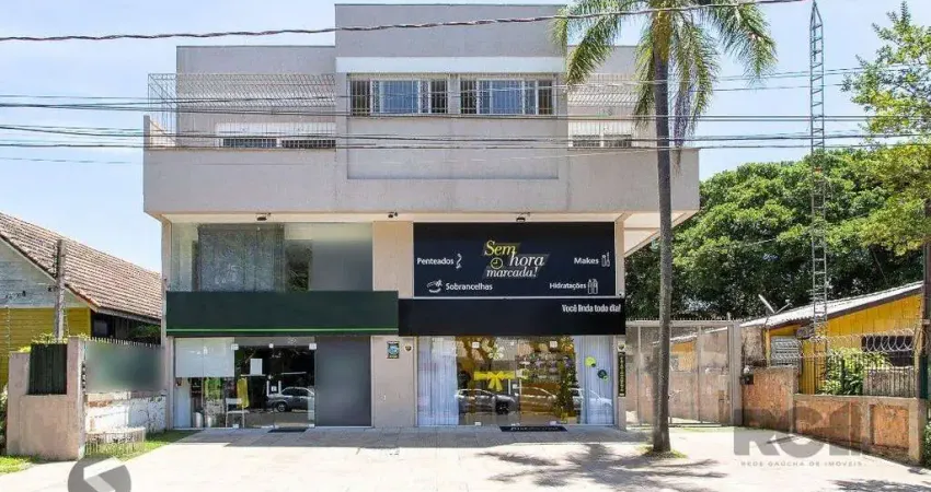 Apartamento excelente no condomínio portosul, localizado no bairro tristeza
