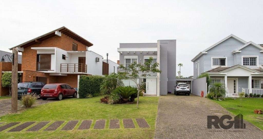 Casa em condomínio fechado com 3 quartos à venda na Avenida Juca Batista, 9055, Belém Novo, Porto Alegre