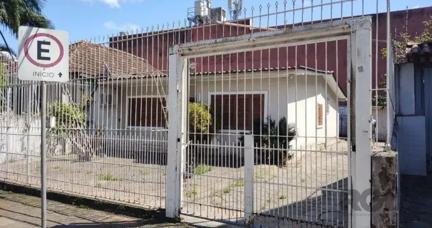 Casa com 3 quartos à venda na Rua Vicente Failace, 586, Tristeza, Porto Alegre