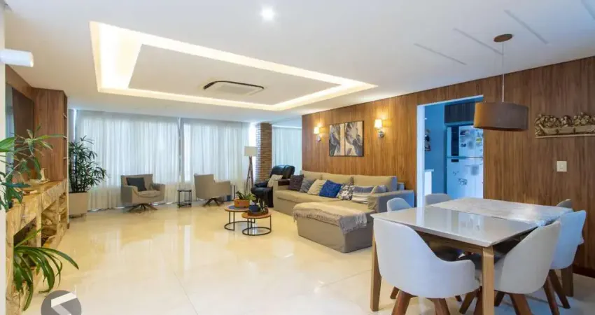 Casa em condomínio fechado com 4 quartos à venda na Rua Alcebíades Antônio dos Santos, 444, Nonoai, Porto Alegre