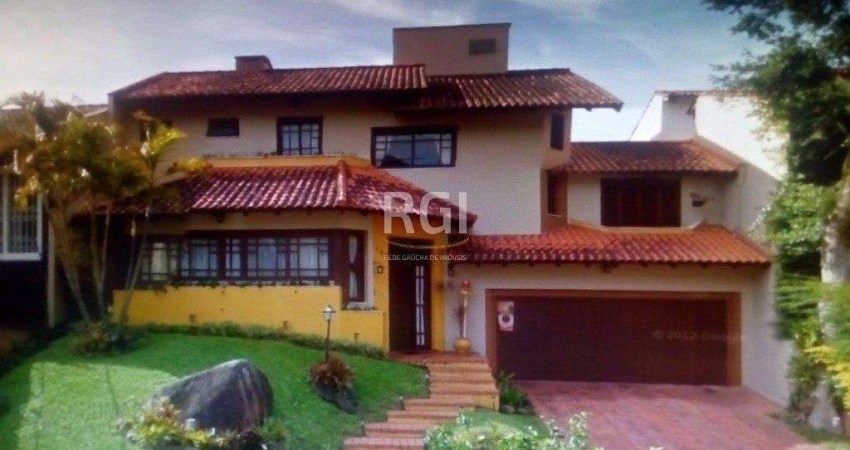 Casa para Venda - 334m², 4 dormitórios, sendo 1 suites, 4 vagas - Ipanema