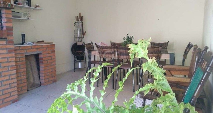 Casa no Centro de Gravatai de 2 dormitórios e vaga