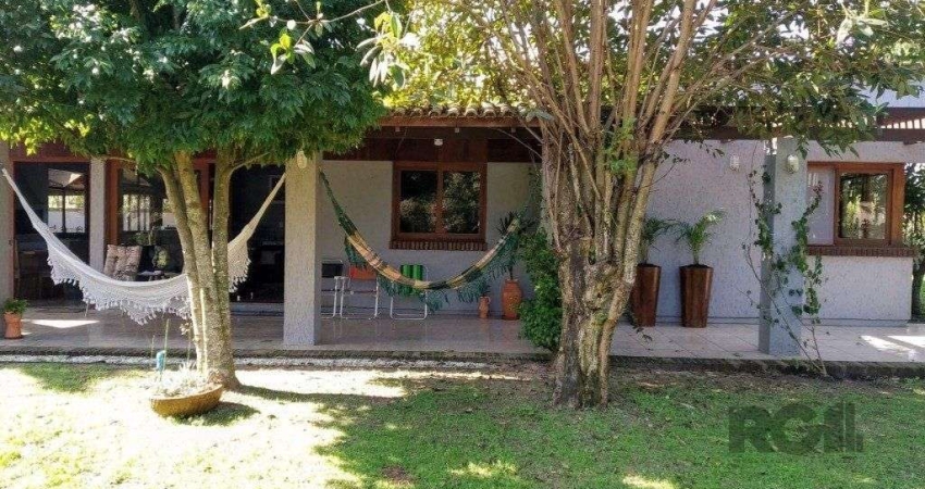 Casa em condomínio fechado com 3 quartos à venda na Rua Sol Nascente, 138, Martinica, Viamão