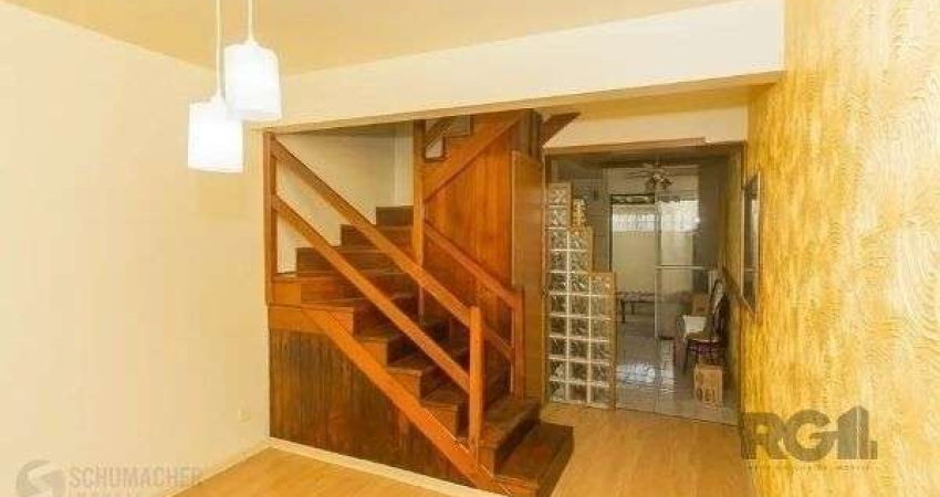 Casa em condomínio fechado com 3 quartos à venda na Avenida José Aloísio Filho, 858, Humaitá, Porto Alegre