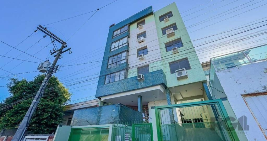 2 dormitórios, 1 suíte e 2 vagas de garagem