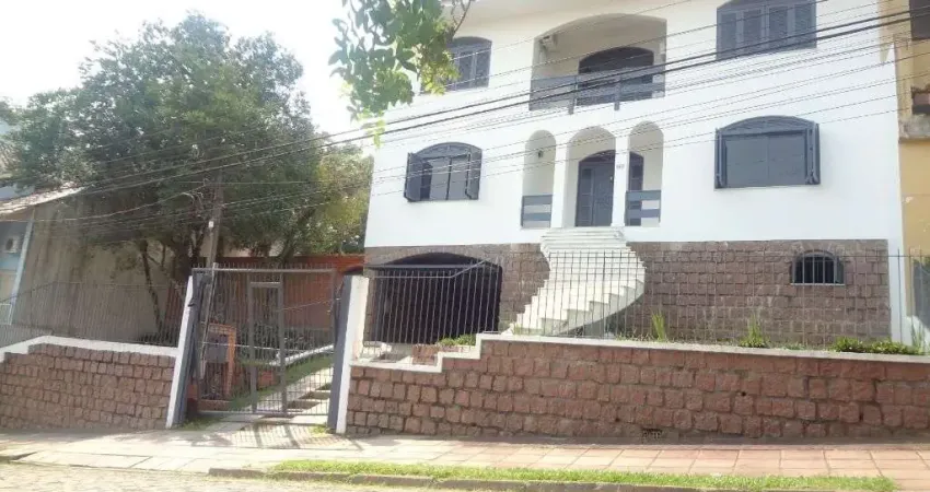 Casa para venda - 365m², 4 dormitórios, sendo 2 suites, 6 vagas - nonoai