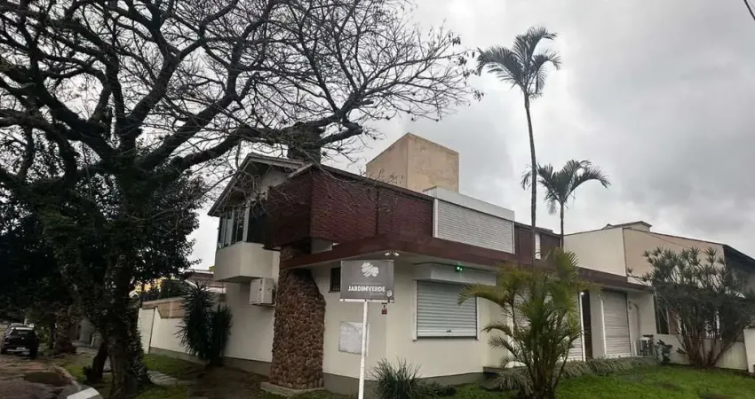 Casa com 3 quartos à venda na Avenida Saul Nonnenmacher, 381, Ipanema, Porto Alegre