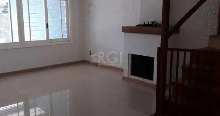 Casa para Venda - 205m², 2 dormitórios, sendo 1 suites, 2 vagas - Ipanema