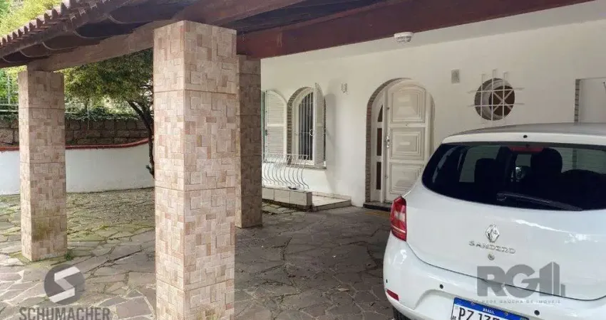 Casa com 3 quartos à venda na Rua Doutor Egydio Michaelsen, 190, Cavalhada, Porto Alegre