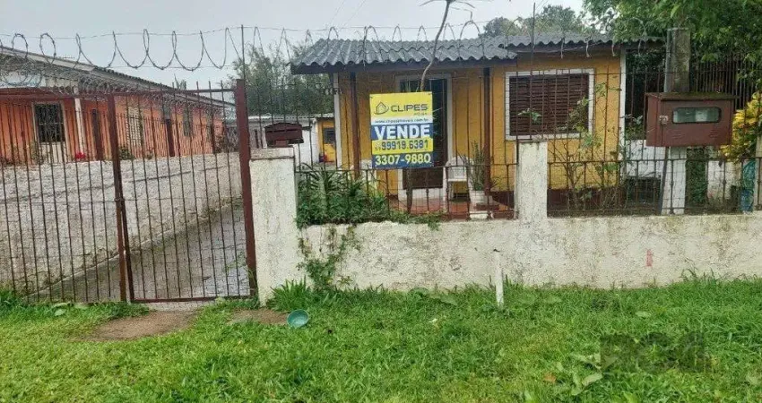Casa com 2 quartos à venda na Avenida Juca Batista, 6742, Hípica, Porto Alegre