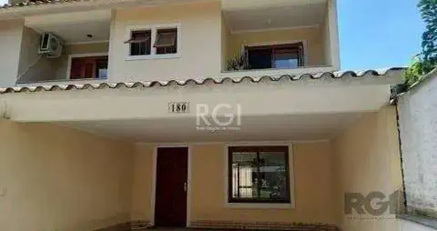 Casa com 3 quartos à venda na Rua Doutor Egydio Michaelsen, 261, Cavalhada, Porto Alegre