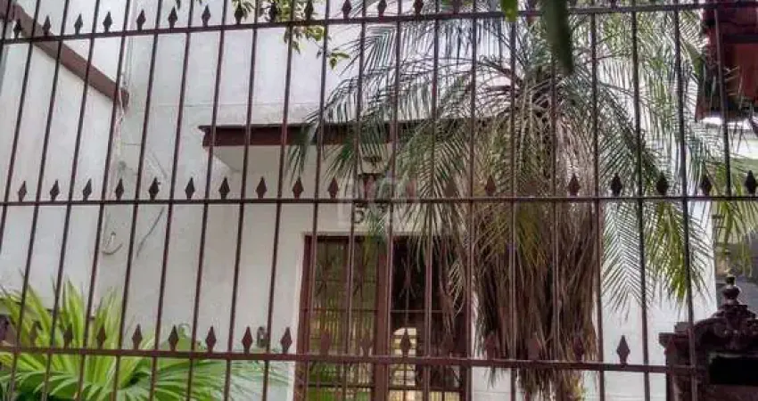 Casa para venda - 400m², 3 dormitórios, sendo 2 suites, 2 vagas - floresta