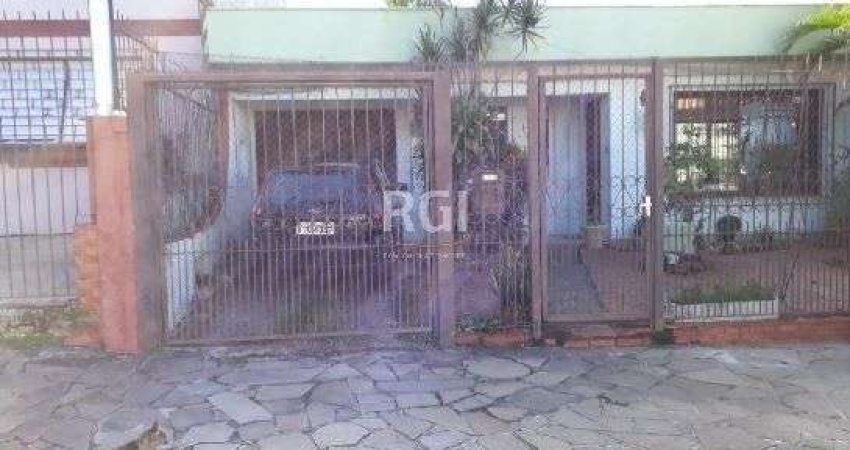Casa para Venda - 120m², 3 dormitórios, sendo 1 suites, 3 vagas - Nonoai