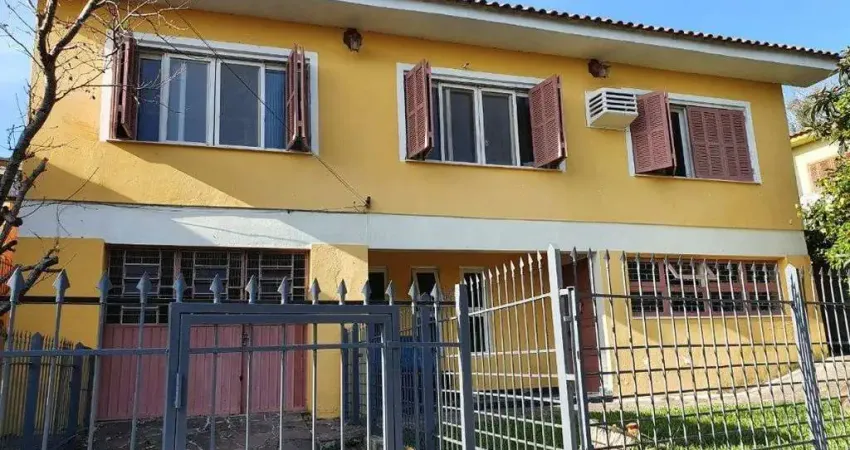 Casa com 4 quartos à venda na Rua Padre José Eichelberg, 271, Centro, Guaíba