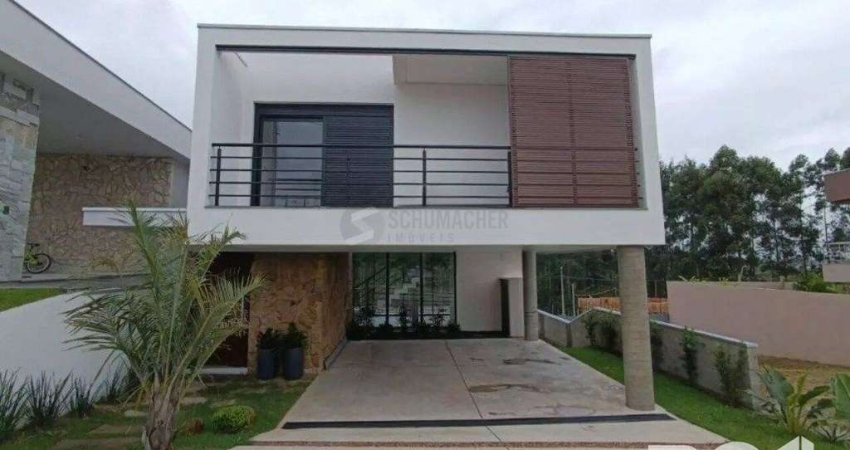 Casa em Condomínio em Centro