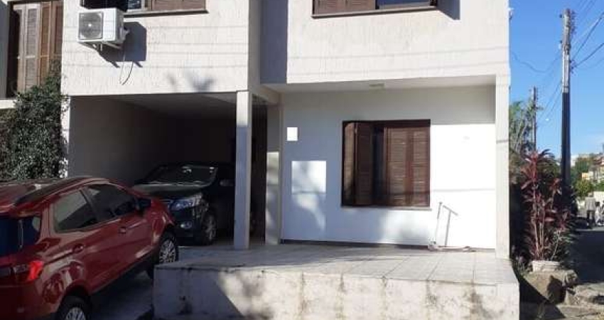 Casa quatro dormitórios ( 1 suíte) garagem ( 2 carros)