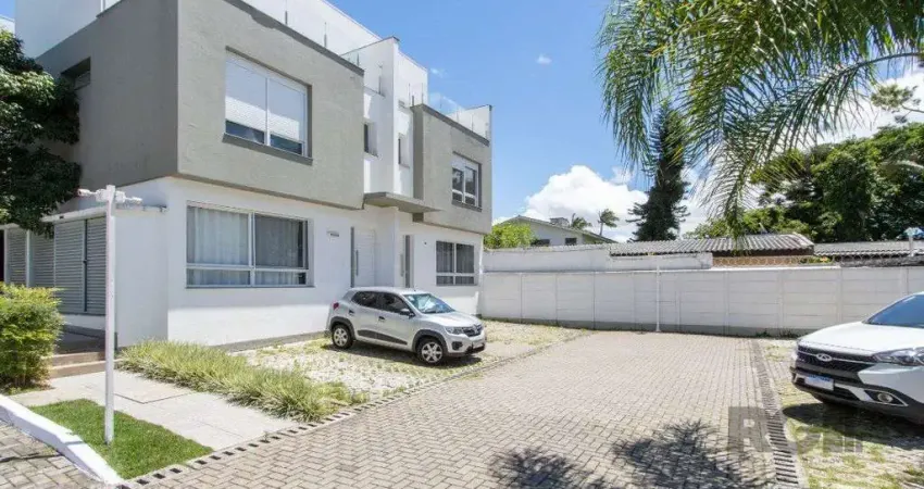 Casa em Condomínio, 197m², 3dormitórios, bairro Glória