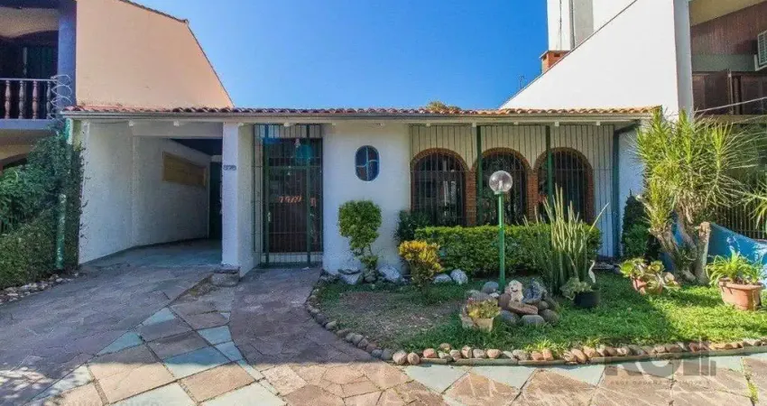 Casa com 3 quartos à venda na Rua Jaguari, 961, Cristal, Porto Alegre