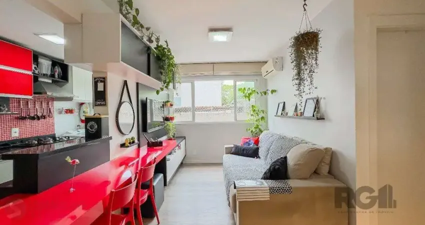 Apartamento a venda no bairro Passo da Areia com dois dormitórios.
