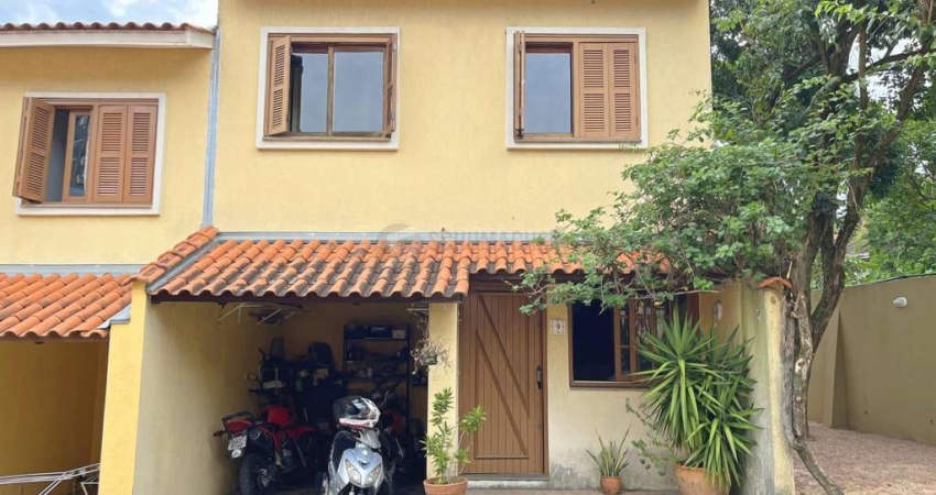 Casa em condomínio | 3 dormitórios | Sótão | 2 vagas