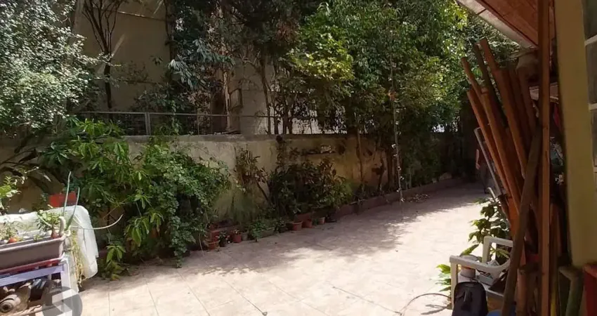 Ótimo terreno cidade baixa, 480,48 m². plano, com 2 casas em cima.