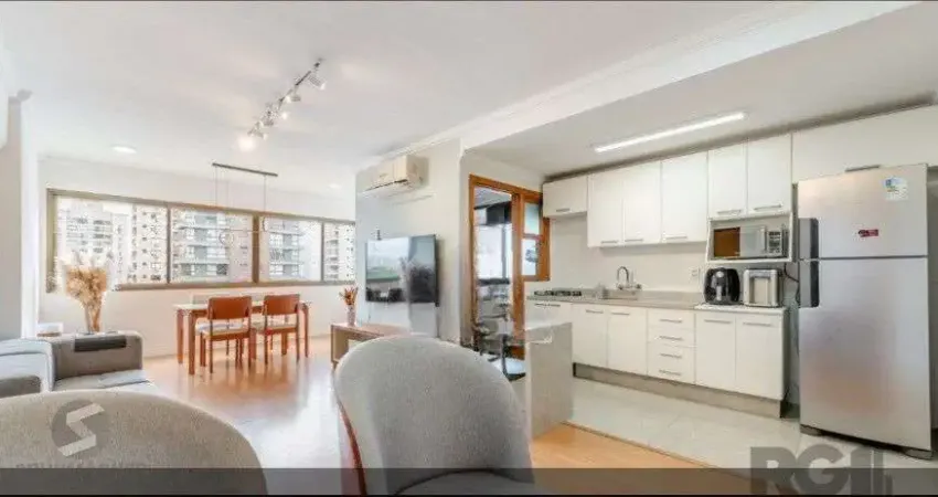 Apartamento de dois dormitórios localizado no bairro passo da areia em porto alegre/rs.