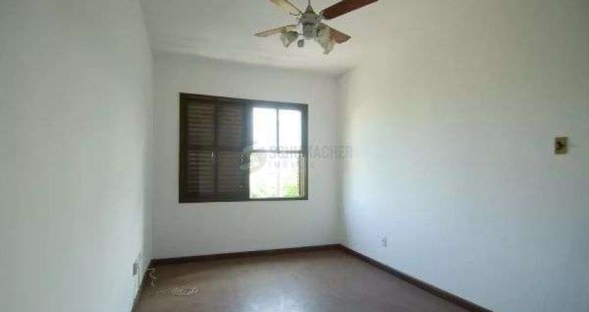 Apartamento no Jardim Botânico de 3 dormitórios e dependência