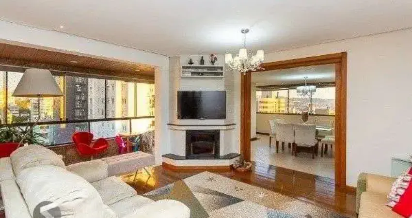 Vende-se luxuosa cobertura 329m² com 3 suítes e 3 vagas de garagem no petrópolis